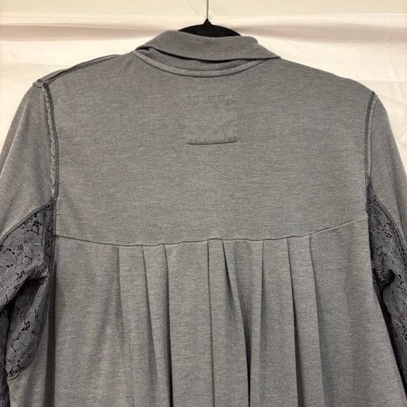 WE THE FREE People Women's Gray Button Up Long Sleeve Lace Shirt Top Medium Boho - Picture 6 of 8